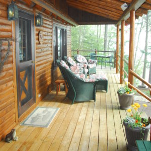 Log Siding Delivers Style Value To Modular Home Remodels